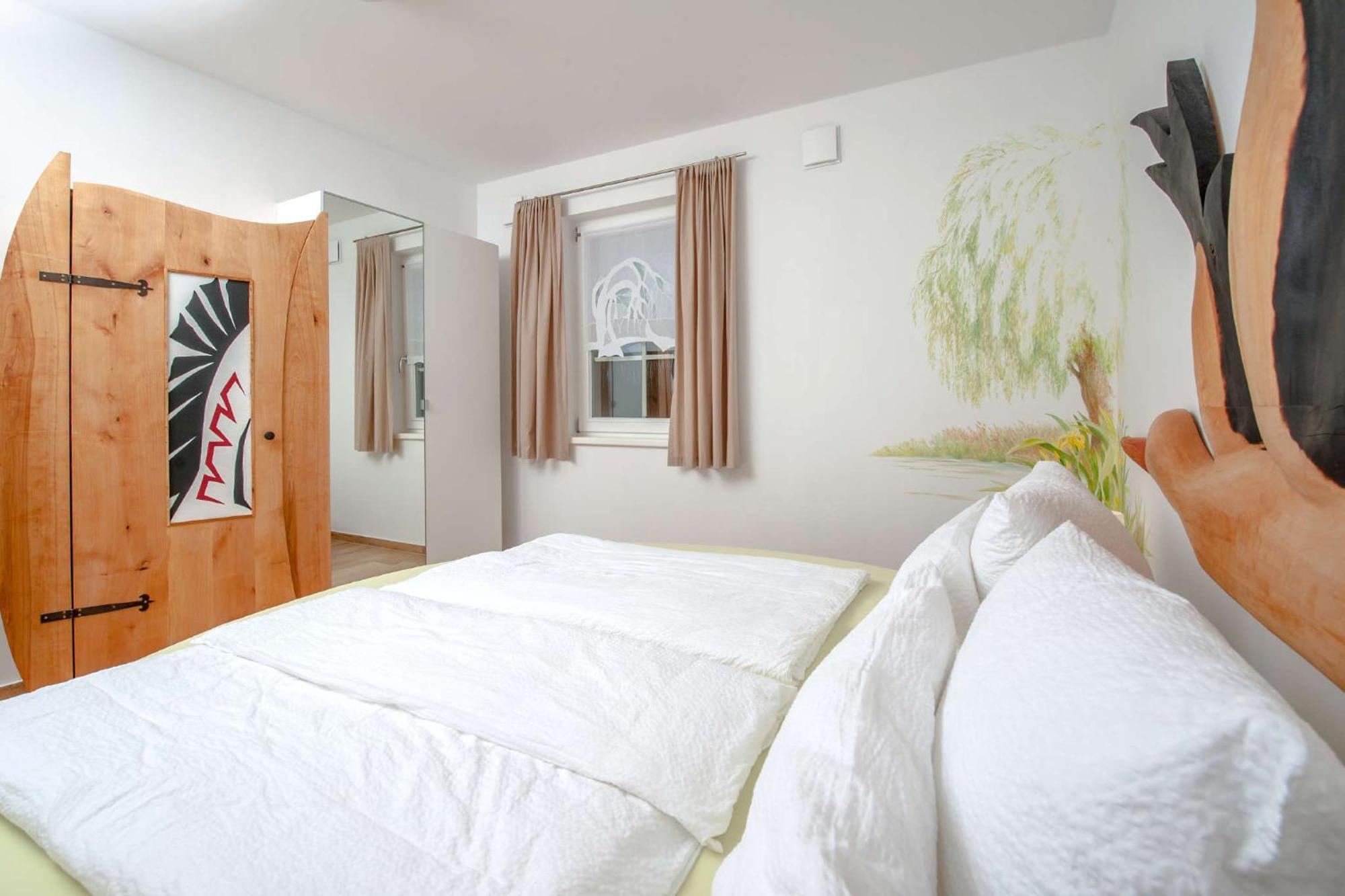 Neuendorf  Ferienwohnung Storchennest מראה חיצוני תמונה