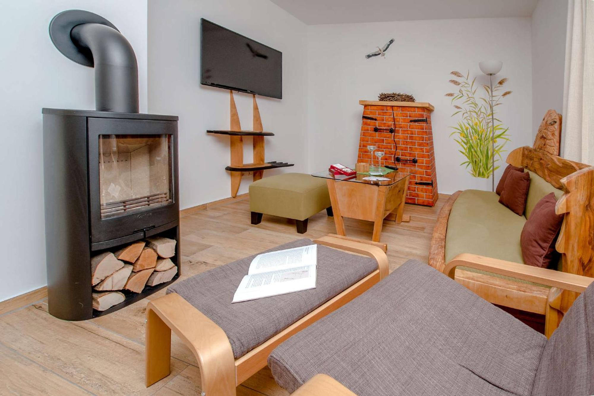 Neuendorf  Ferienwohnung Storchennest מראה חיצוני תמונה