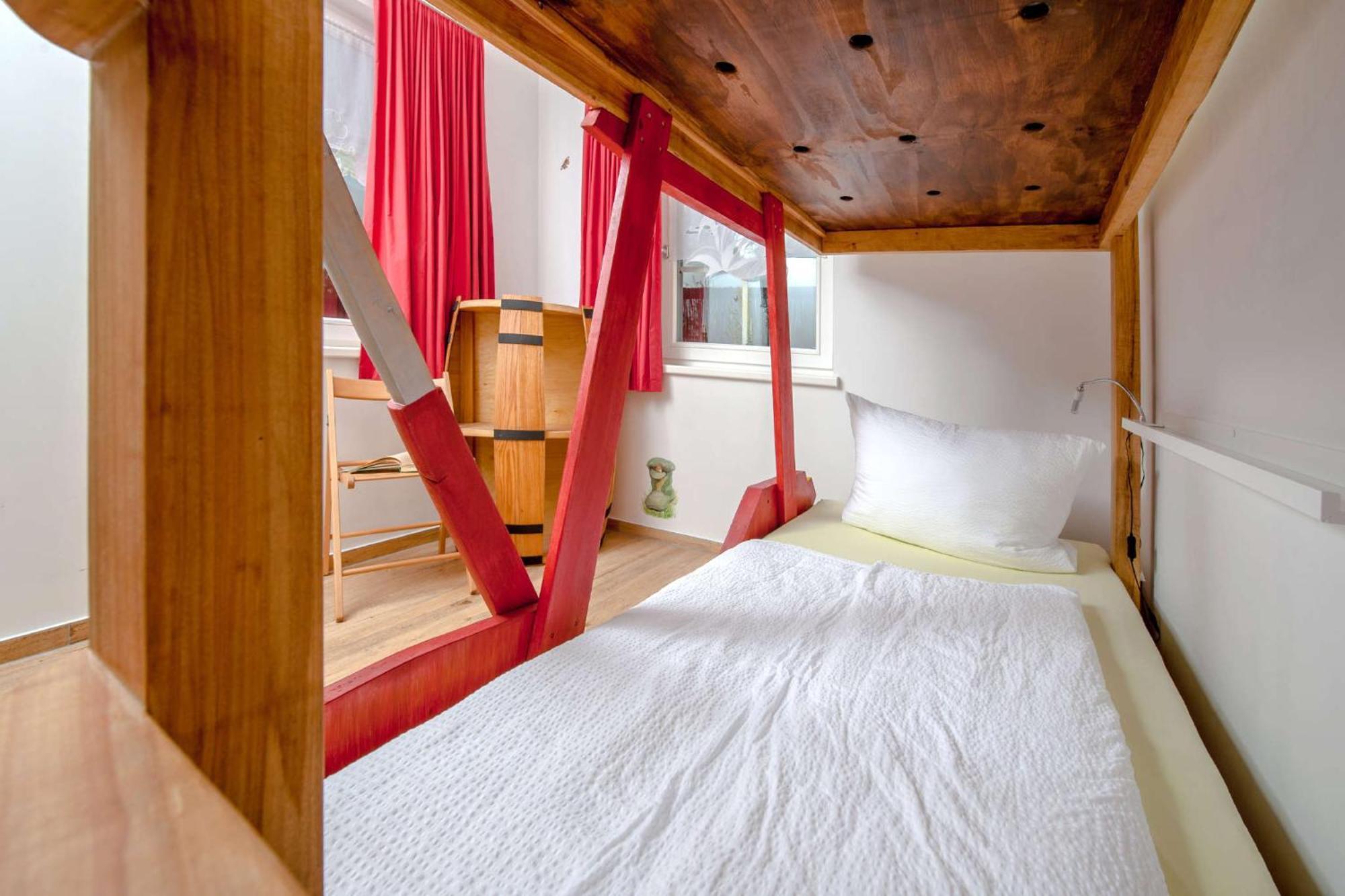 Neuendorf  Ferienwohnung Storchennest מראה חיצוני תמונה